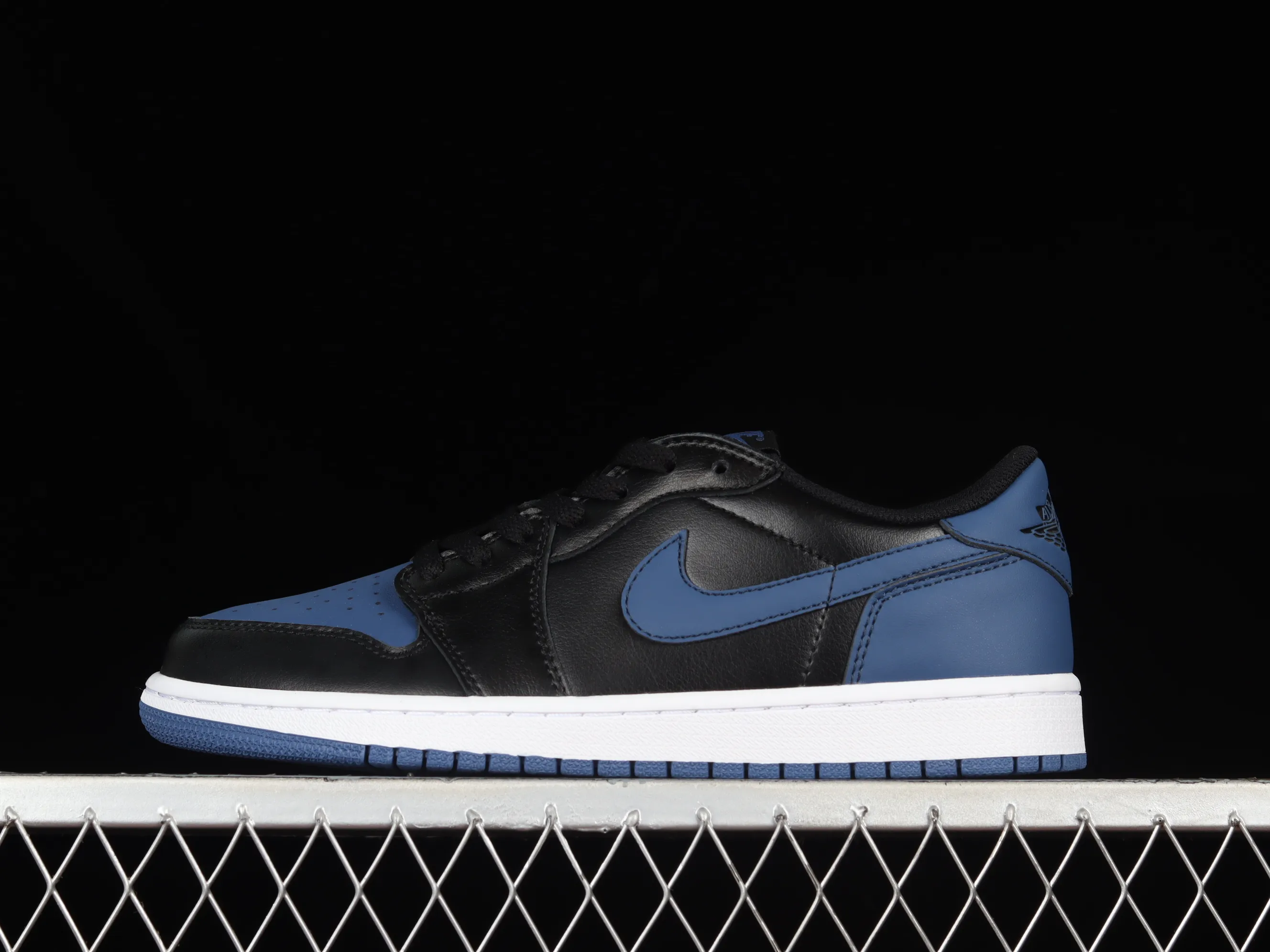 All categories Air Jordan Jordan series basketball shoes Air Jordan 1 Low Z version Air Jordan 1 Low OG "Mystic Navy" AJ1 Joe 1 Fujiwara Hiroshi black and blue low-top basketball shoes CZ0790-041